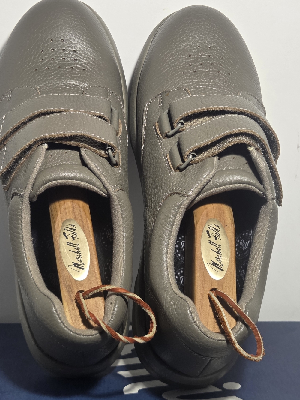 P.W. Minor Men's Leisure Strap DX2 II Taupe Leather Walking Shoes 9.5M w/box - Picture 6 of 10
